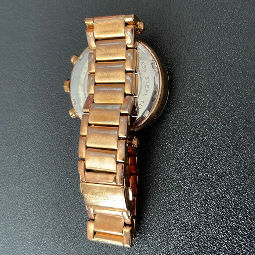 Michael Kors Watch - Picture 4 of 5